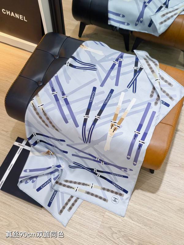 Chanel silk Scarf 90X90cm E092740